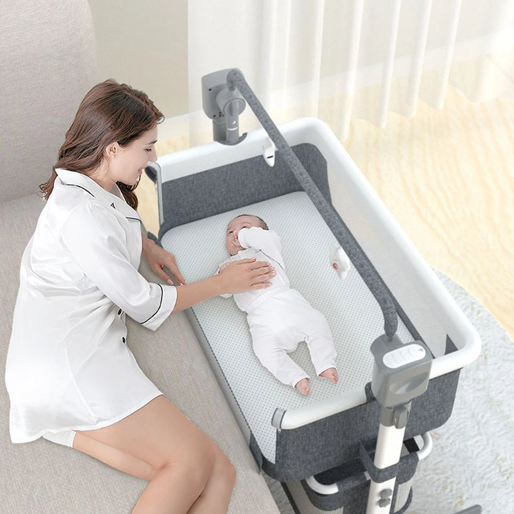 Portable Rocking Bassinet Newborn Cradle.