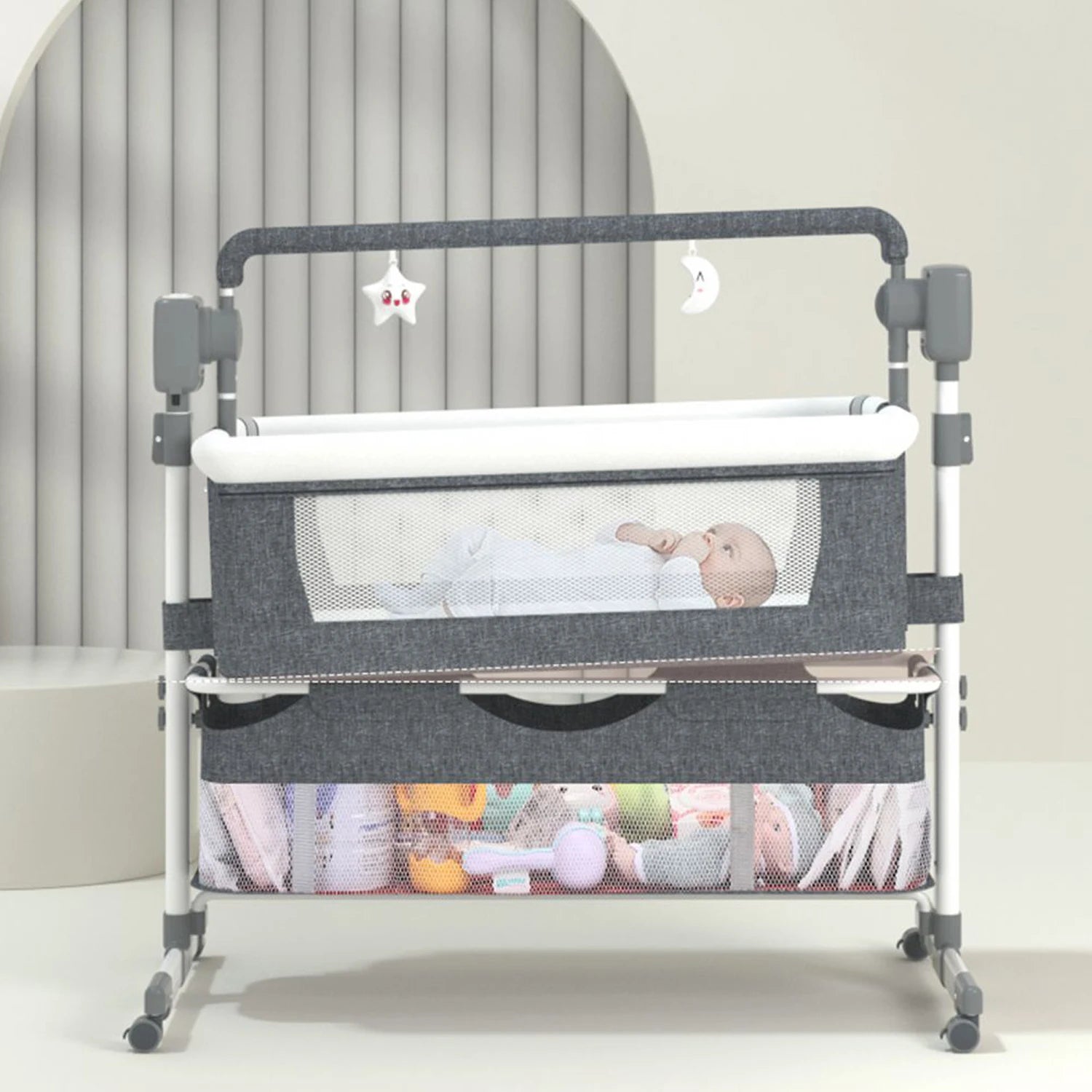Portable Rocking Bassinet Newborn Cradle.